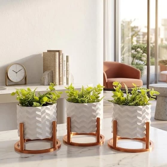 Kit 3 Vasinhos Cachepô Moderno com Suporte para Suculentas e Cactos Planta Artificial